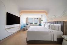 125gMeliaPattayaCity-Deluxe Room Sea View King Bed