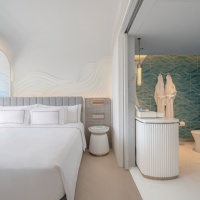 125nMeliaPattayaCity-Deluxe Room Sea View King Bed