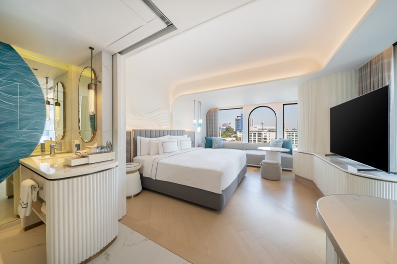 135kMeliaPattayaCity-Premium Room King Bed