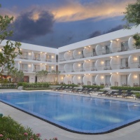 Avani Chaweng Samui Pool Night Time 01