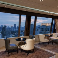 Club Lounge (Night) 1