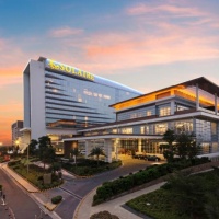 Solaire-Resort-Entertainment-City-Exterior