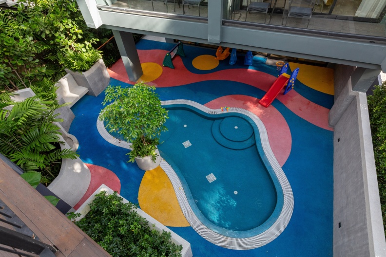 Kids pool