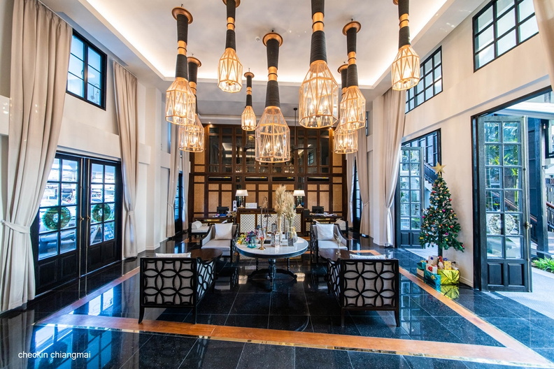 buri-sriping-riverside-lobby