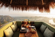 23-Anantara Golden Triangle Canopy Treetop Breakfast 8102-4