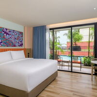 01 Superior Room King Bed