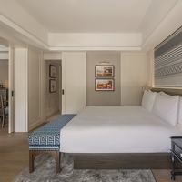 SK1 - King - Bedroom (out-in)