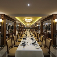 21. Paradise Legacy - Restaurant 