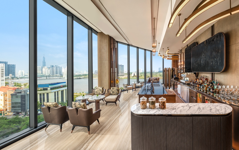 Me linh Lounge - Day