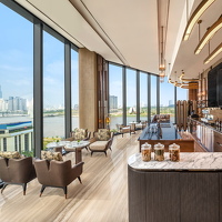 Me linh Lounge - Day