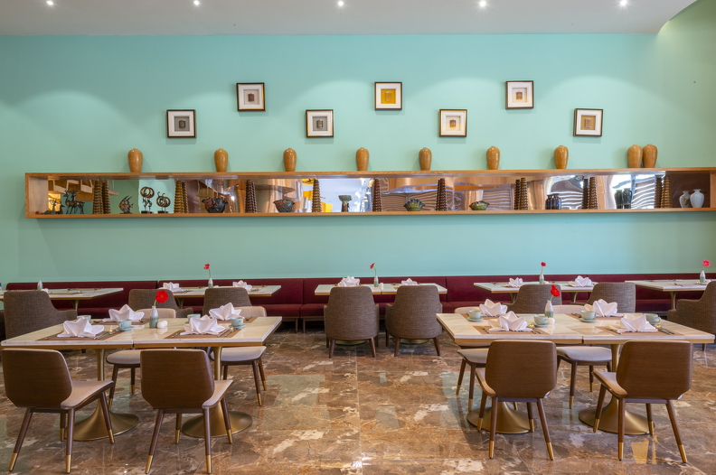 AQUA VISTA RESTAURANT_5814-HDR.jpg