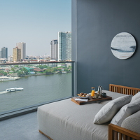 riverfront premier guestroom 006