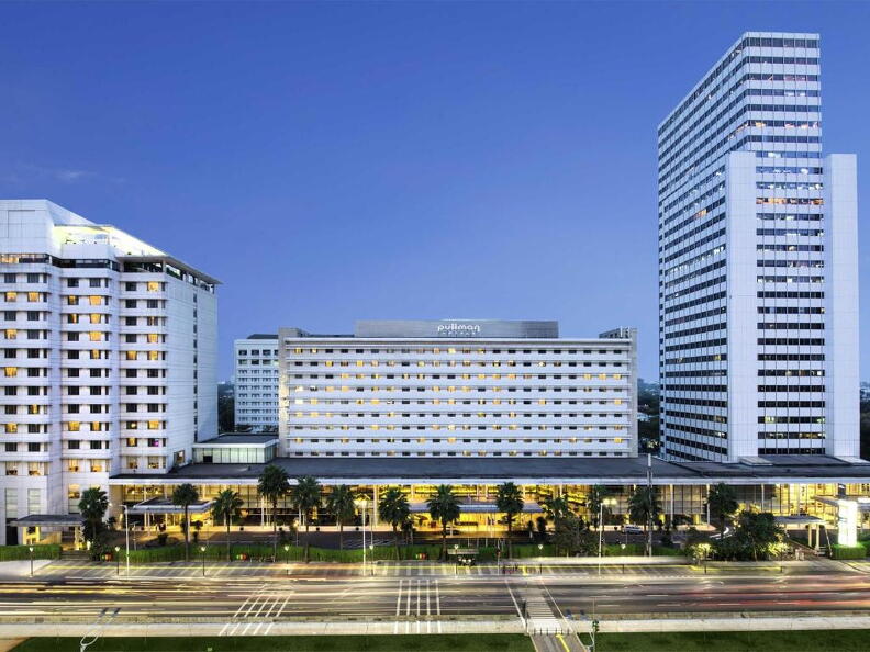 Pullman-Jakarta-Thamrin-CBD-01.jpg