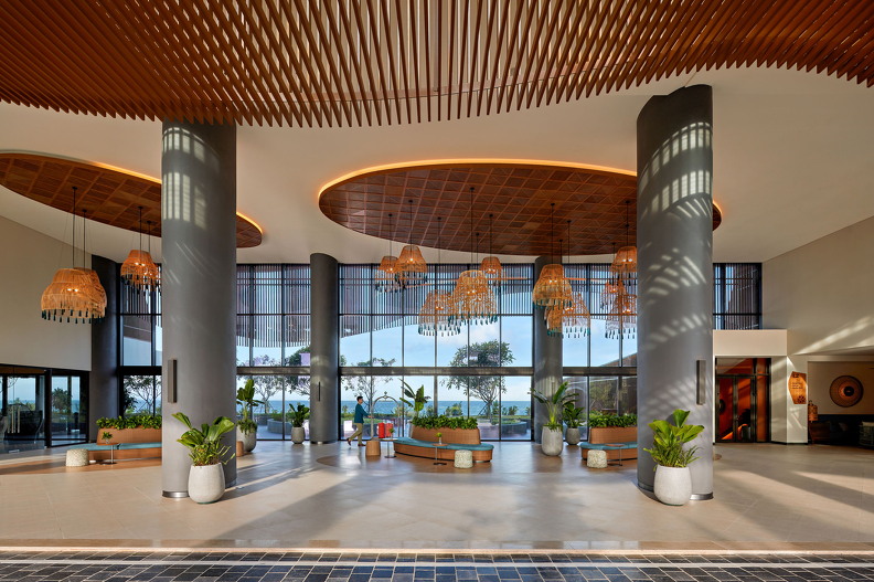 Lobby 23729