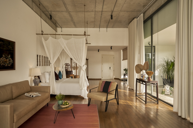 Deluxe Suite (1).jpg