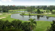 Landing-Golf-Balcony-1