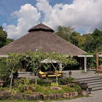 Palm Bistro - Facade
