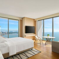1 King Bed Ocean View Deluxe (1)