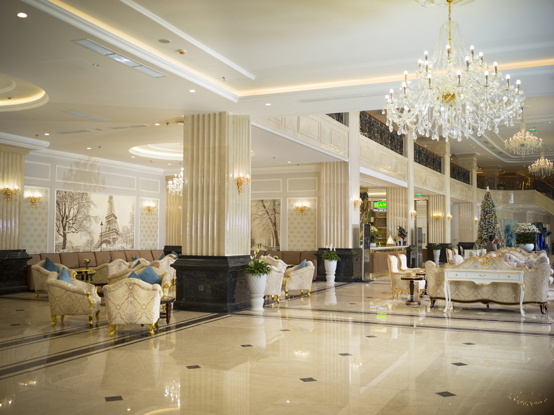 Lobby lounge1