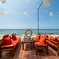 Seashells-PhuQuoc-OceanNightBar1