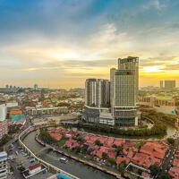 The-Pines-Melaka-Exterior