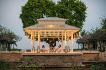 81 Signature Romantic Dining