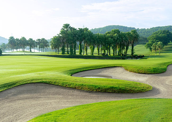 Chi-Linh-Golf-Club-Main